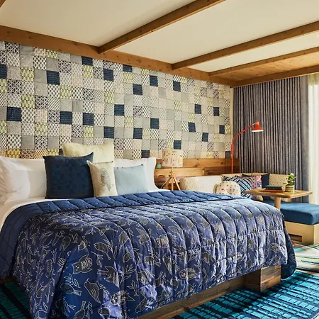Treehouse Hotel Silicon Valley